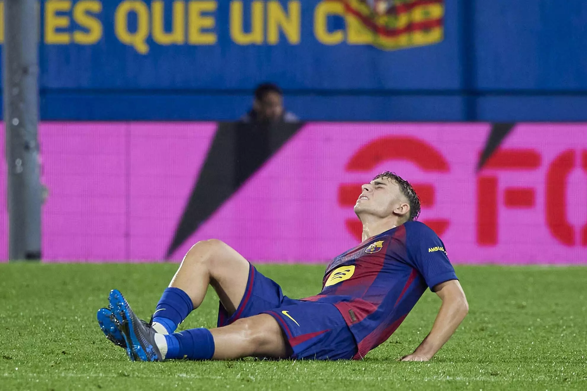 每体：费尔明恢复有球训练，国际比赛日结束后正式复出