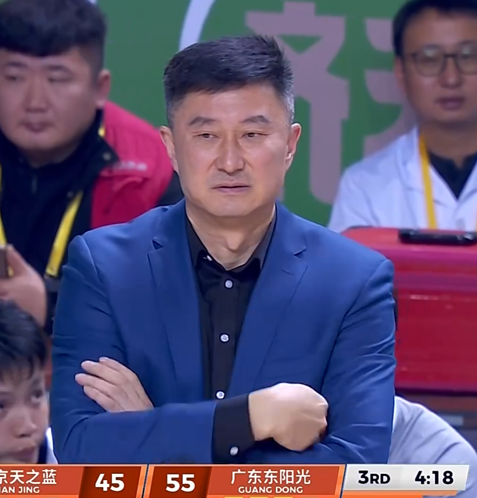 开云登录入口地址-广东迎来终局之战！杜锋接受大考，胡明轩证明自己，徐杰逆转关键